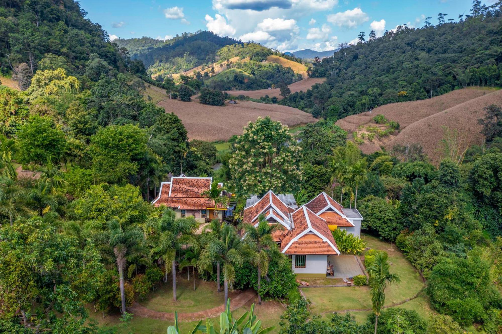 Kanlaya'S Eyrie, Luxury Homestay Pang Mapha Exterior foto